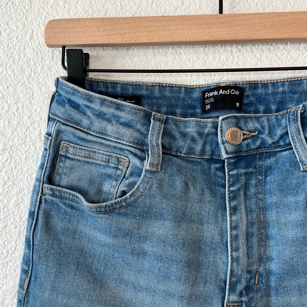 Frank & Oak Size 26 Kim Slim Fit Straight Leg Jeans